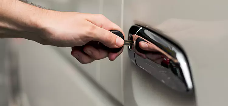 Why Choose Our Auto Locksmith Team in Palisades Park, NJ?