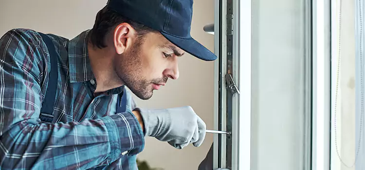 Emergency Response for Latch Issues Palisades Park